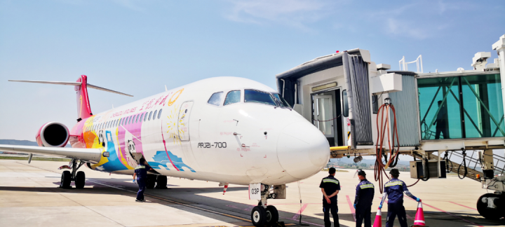 威海国际机场开启近机位保障国产ARJ21飞机新时代