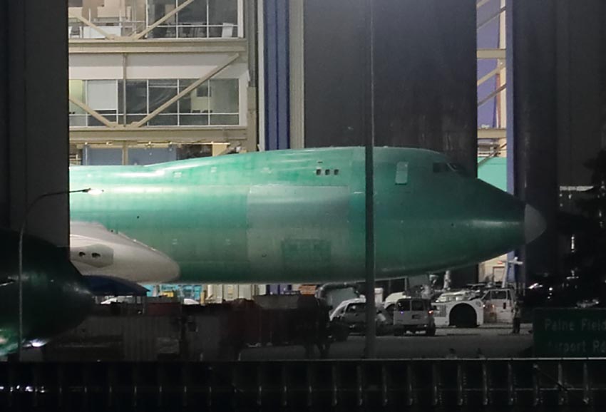 波音生产的最后一架波音747飞机出厂 “空中女王”“退位”