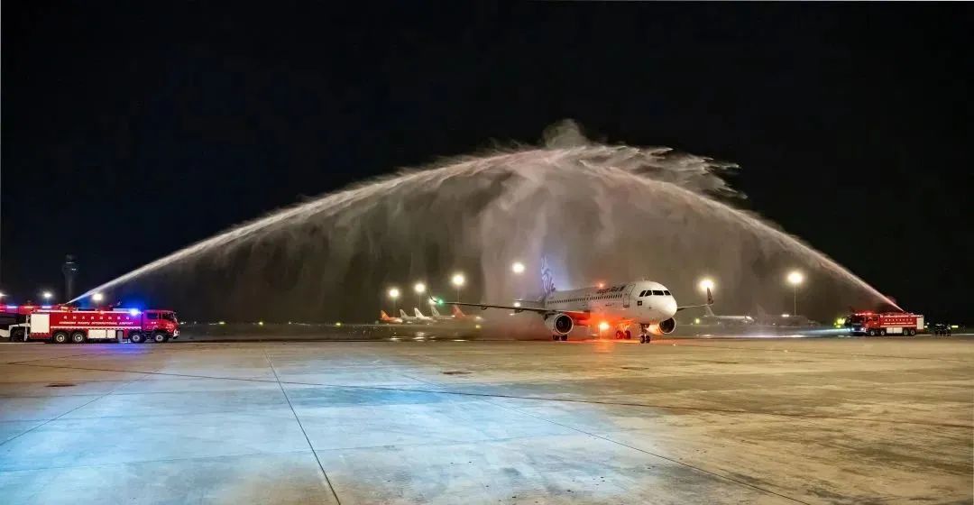 成都天府机场国际航线正式通航 西南地区“新国门”正式开启