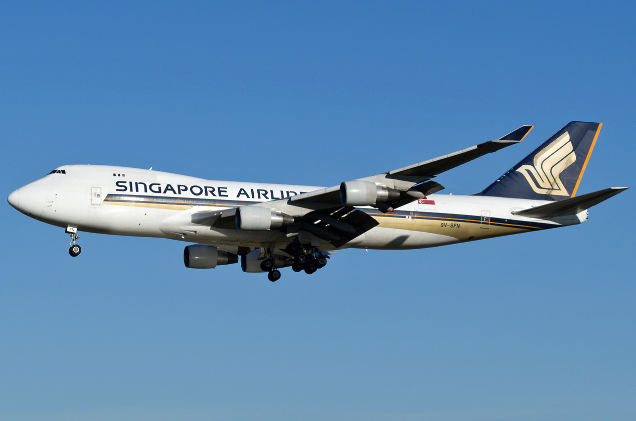新加坡飞上海波音747货机机上发出火警 紧急降落香港