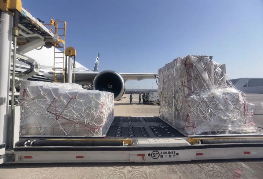 顺丰航空开通“鄂州=德里”国际货运航线