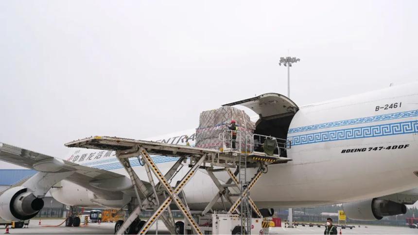 中原龙浩航空“空中网络”飞向远洋：郑州=布达佩斯洲际航线开通啦！