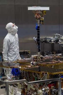 泰雷兹阿莱尼亚宇航为ExoMars2020火星探测车提供摄像装置