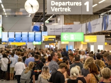 加油设备故障  欧洲第三大机场取消300航班 影响上万人