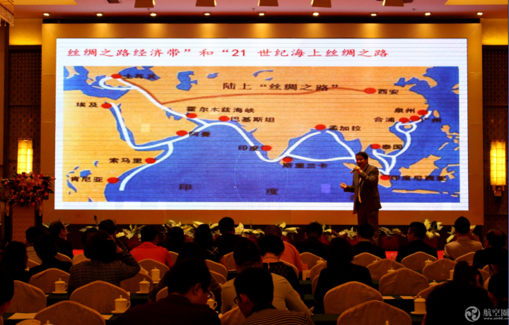 马来西亚产业投资协会副会长潘荣德介绍马来西亚房地产投资环境