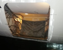 一架波音737凌晨降落货舱门突然打开 意外还是有人抢劫？