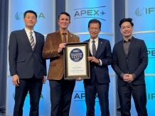 中华航空蝉联7年APEX五星航空奖