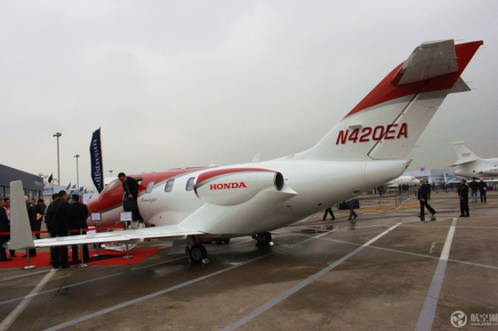 本田的轻型公务机HondaJet首次亮相中国。
