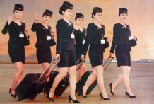 朝鲜空姐首次登上月历 或意在发展旅游创汇